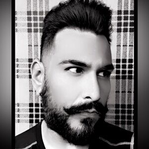 Meet your Posher, Posh